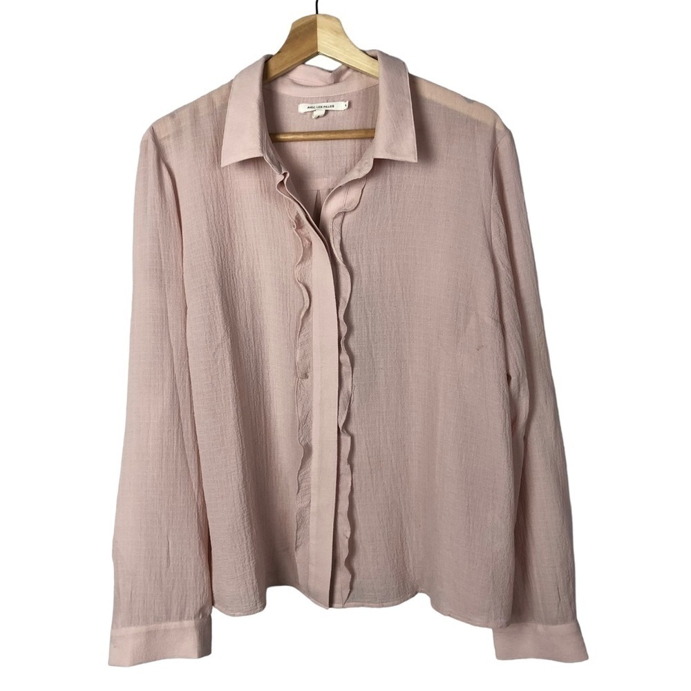 Avec Les Filles Light Pink Ruffle Front Long Sleeve Button Down L